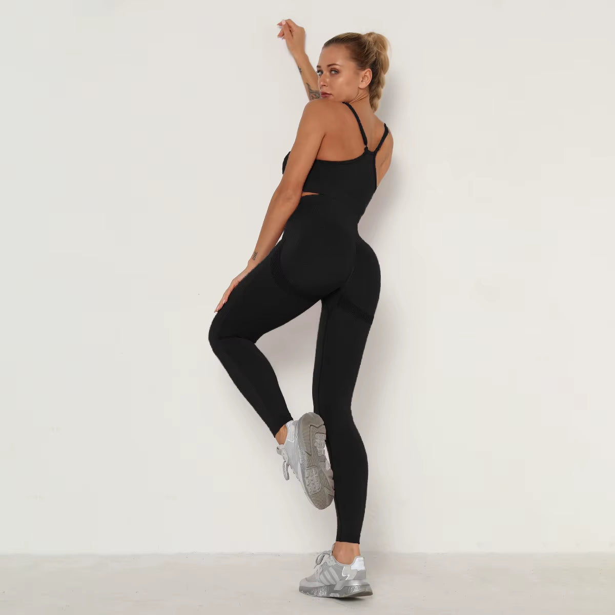 Seamless Yoga Sports Set Women Gym Fitness Two Piece Set Women Yoga High Waist Sport Push Hip Leggings Workout Clothes for Women